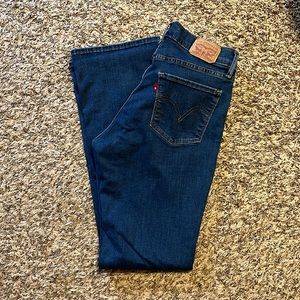 Ladies Levi jeans